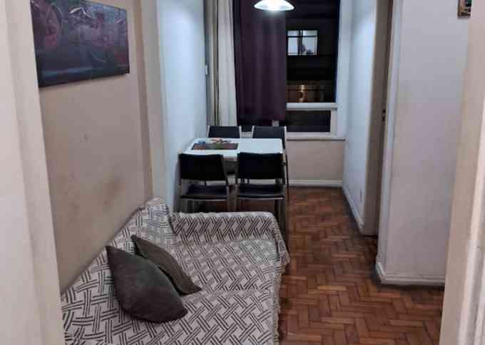 Belo apartamento temporada em Copacabana