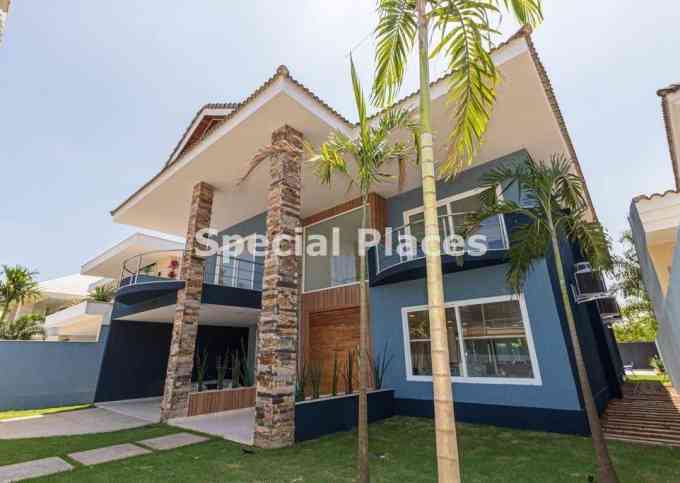 Del lago - The Blue House
