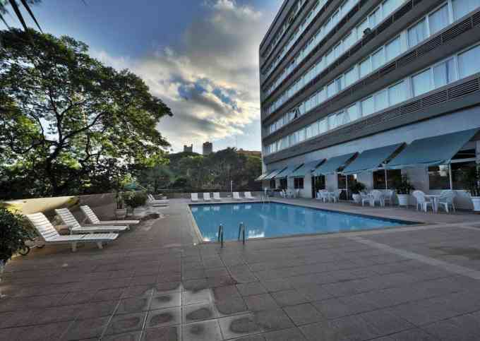 Hotel Deville Business Maringá